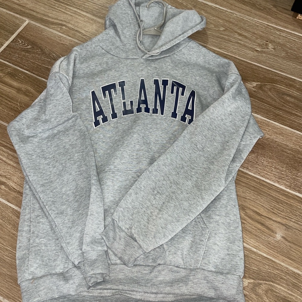 Women’s Medium Atlanta Gray Hoodie